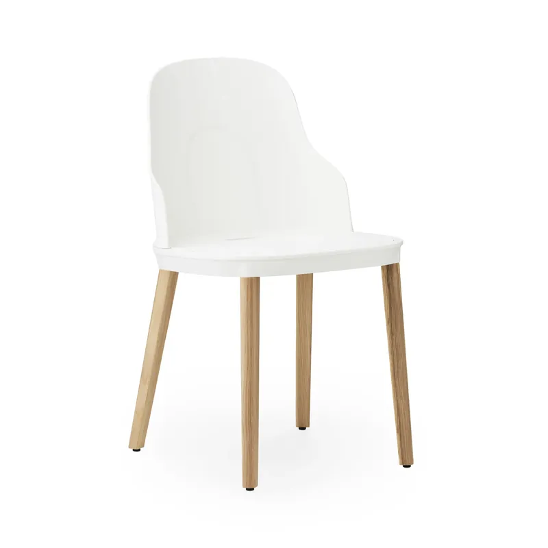 Rea Allez stol med ekben från Normann Copenhagen
