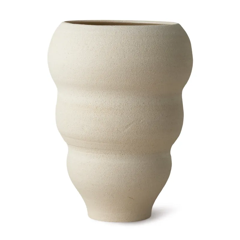 Hand turned vase no. 60 Curved från Ro Collection Lågt pris