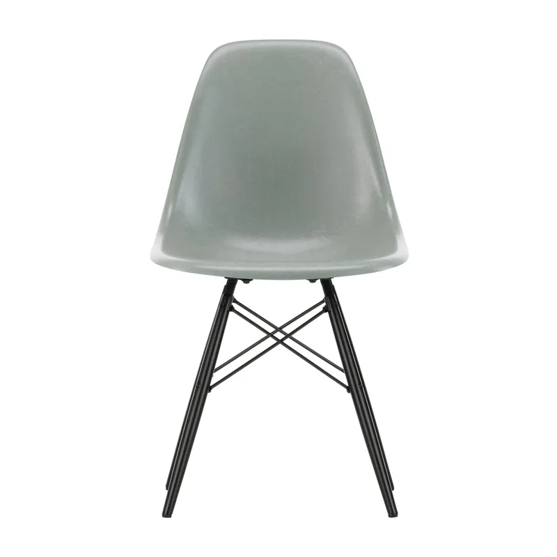Eames Fiberglass Chairs DSW stol från Vitra Endast idag
