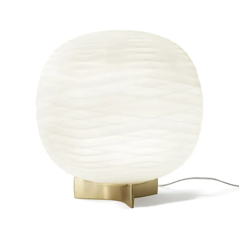 Begränsat antal Gem bordslampa från Foscarini