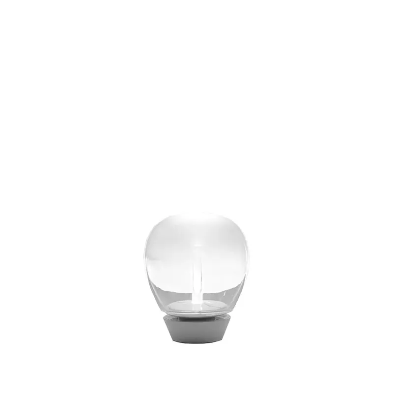 Empatia bordslampa från Artemide Endast denna vecka