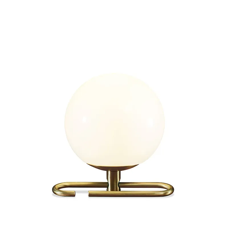 Beställ nu NH 1217 bordslampa från Artemide