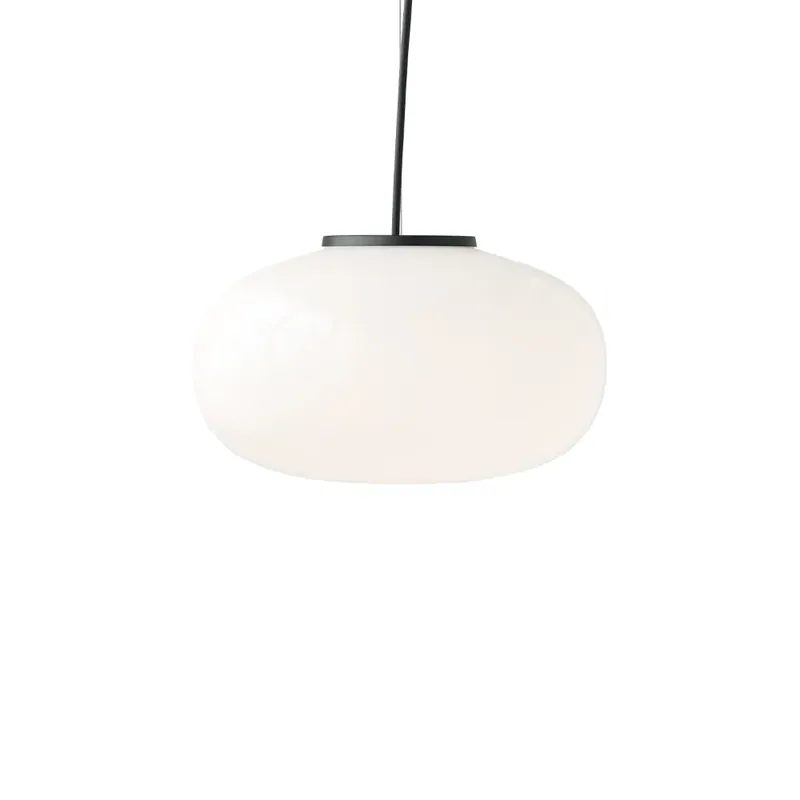 Karl-Johan Large pendel Ø40 cm från New Works Sista chansen