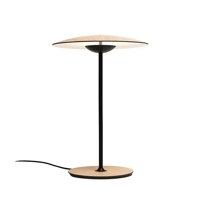 Handla nu Ginger S bordslampa från Marset