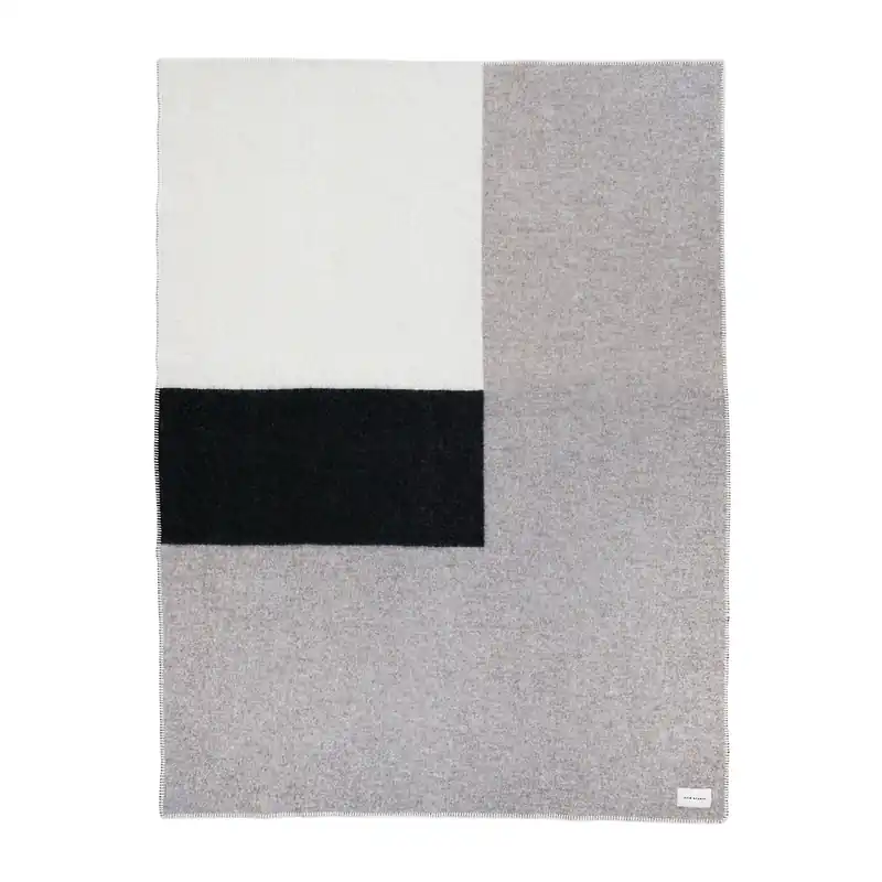 Cleo pläd 130x180 cm från Hein Studio Sänkt pris