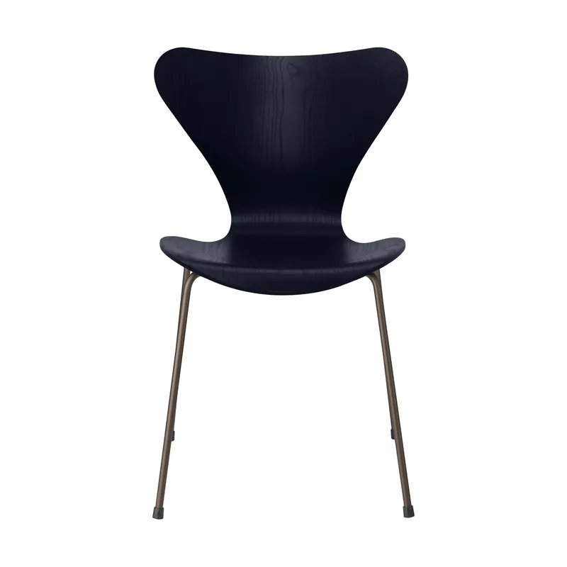 Sjuan 3107 Coloured ash Midnight blue från Fritz Hansen Sänkt pris