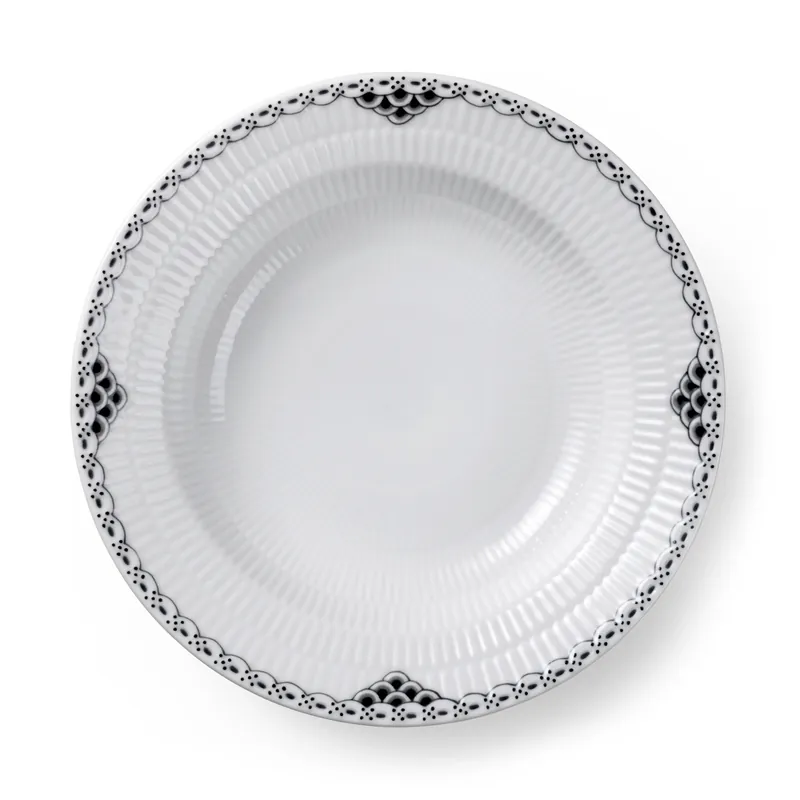Endast denna vecka Black Lace djup tallrik från Royal Copenhagen