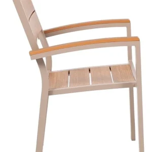 Utestol beige metall med armstöd i trä look - Las Vegas Beige - Utemöbler Premium