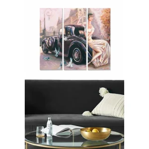 Canvastavla i trä 3-delar 50x70 cm - Elegant kvinna i vit klänning vid en klassisk bil - Inredning & dekor Kundfavorit