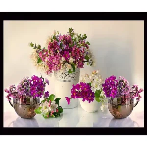 risnedsättning Inramad Canvastavla i trä - 41x56 cm - Färgrik bukett av blommor i olika nyanser av lila och vitt - Inredning & dekor