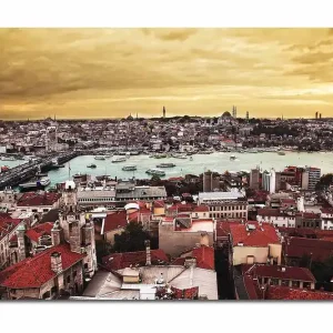 Canvastavla 70x100 cm - Panoramavy över Istanbul med tak av tegel och en glittrande vattenyta - Inredning & dekor Beställ idag