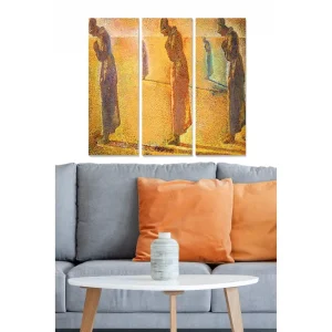 Canvastavla i trä 3-delar 50x70 cm - Tre skulpturer i dämpade färger som står i en reflekterande miljö - Inredning & dekor Outlet