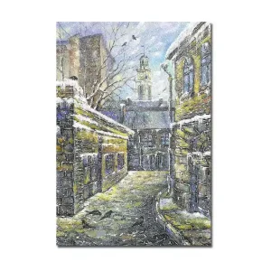 Canvastavla 70x100 cm - Vintergata omgiven av gamla byggnader med snö på taken - Inredning & dekor Fynd