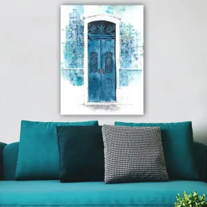 Canvastavla 70x100 cm - Vacker blå dörr omgiven av mjuka nyanser av blått och vitt - Inredning & dekor Erbjudandepris
