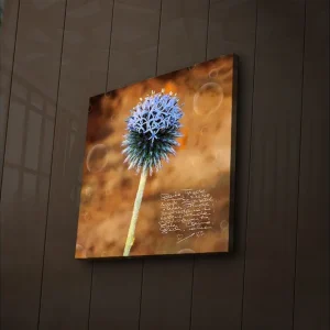 Canvastavla med LED-belysning 40x40 cm - Blomma med blåa spetsiga kronblad på en varm bakgrund Blå / Brun - Inredning Begränsat antal