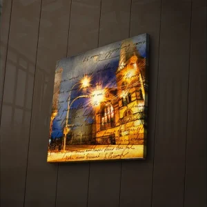 Beställ nu Canvastavla med LED-belysning 40x40 cm - Stadsscen med gammal byggnad i kvällsljus Guld / Blå / Brun - Inredning