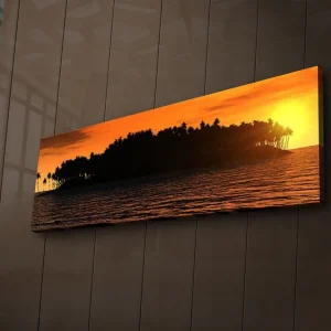 Canvastavla med LED-belysning 30x90 cm - Solnedgång över en tropisk ö med palmer Orange / Svart / Guld - Inredning I lager