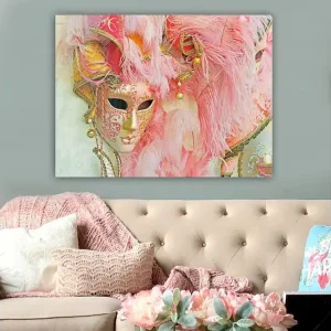 Canvastavla 70x100 cm - Färgglad maskeradmask prydd med fjädrar och ornament, som fångar den festliga atmosfären av en maskeradbal - Inredning & dekor Lågt pris