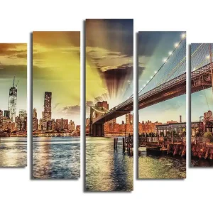 Stor Canvastavla i 5 delar 105x70 cm - Stadssilhuett med Brooklyn Bridge i solnedgångens ljus Guld / Blå / Grön - Inredning Billigare