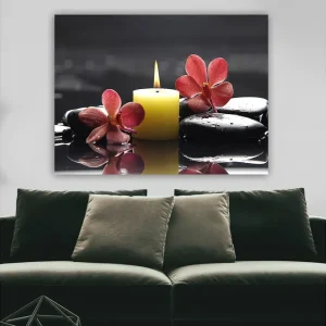 Canvastavla 70x100 cm - Avkopplande komposition med en tänd ljuslykta, svarta stenar och rosa blommor - Inredning & dekor Populär
