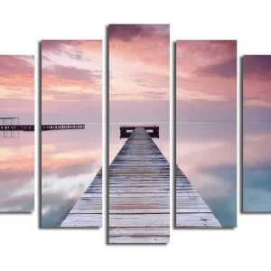 Stor Canvastavla i 5 delar 105x70 cm - Stillhet vid en brygga i solnedgångens mjuka ljus Lila / Rosa / Blå - Inredning Endast idag