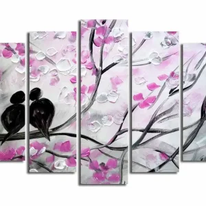 Extra rabatt Stor Canvastavla i 5 delar 105x70 cm - Par av fåglar på en gren omgiven av blommor Rosa / Svart / Vit - Inredning