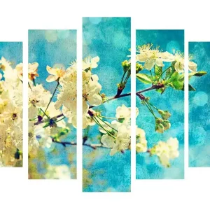 Beställ idag Stor Canvastavla i 5 delar 105x70 cm - Blommande körsbärsgrenar mot en blå bakgrund Vit / Blå / Grön - Inredning