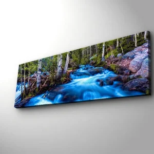 Canvastavla med LED-belysning 30x90 cm - Strömmande vatten i en naturskön miljö med omgivande träd Blå / Grön / Brun - Inredning Populärt val