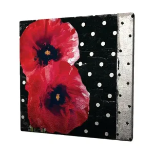 Begränsad tid Canvastavla 45x45 cm - Röda blommor mot en svart bakgrund med vita prickar - Inredning & dekor